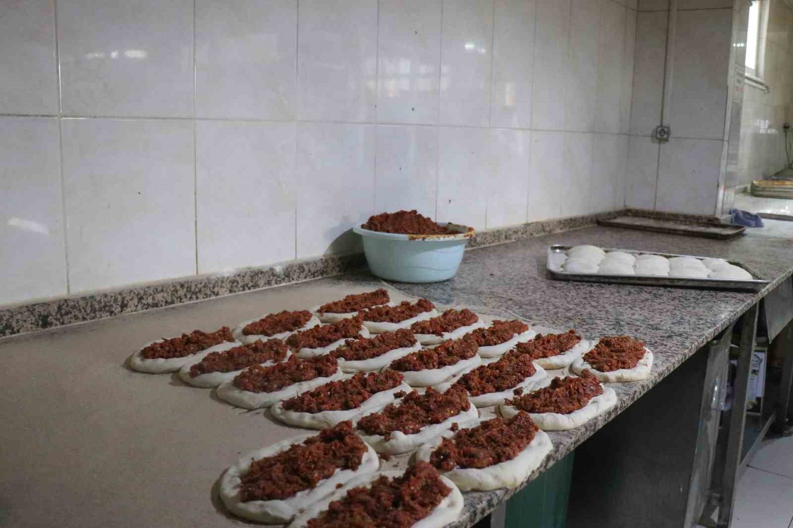 Vatandaş bu lezzet için 11 ay bekleyip sıraya giriyor: Sadece Sakarya’da üretiliyor
