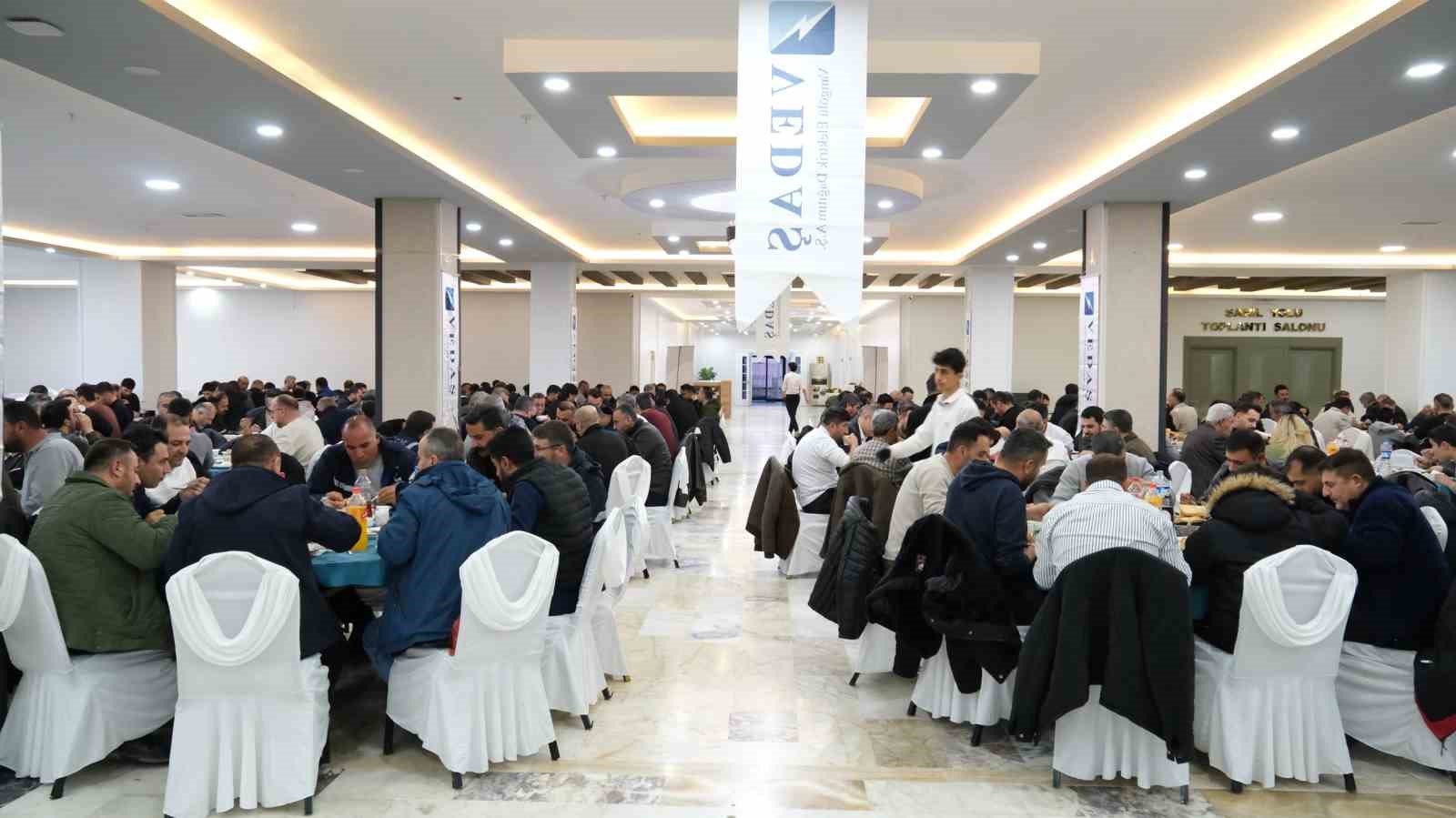 VEDAŞ, çalışanlarıyla iftar sofrasında buluştu
