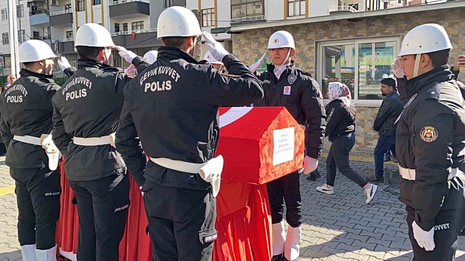 Vefat eden polis memuru törenle son yolculuğuna uğurlandı
