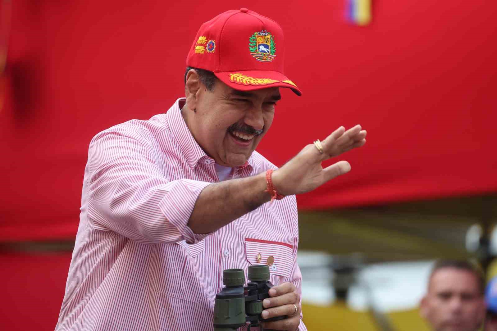 Venezuela lideri Maduro: "Uyuşturucu kaçakçılığı ve petrol konusunda ABD ile diyaloğa hazırız"
