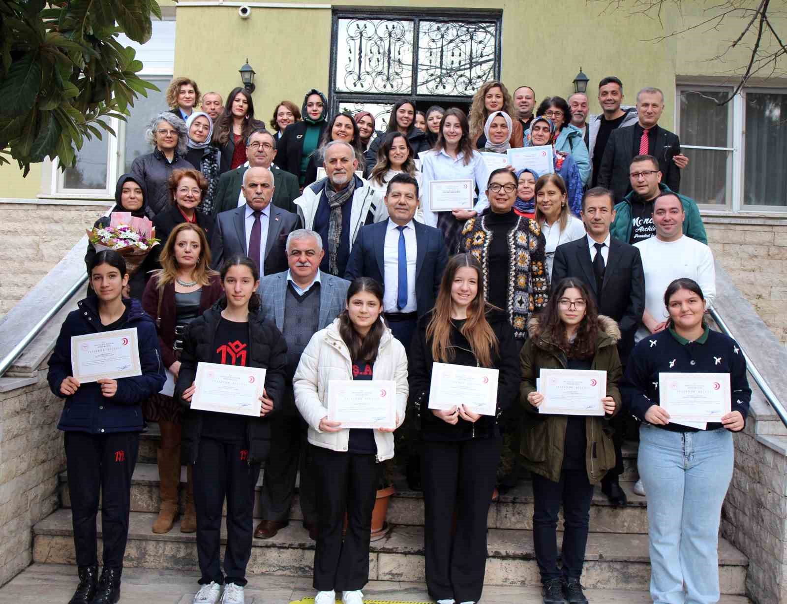 Verem Hastalığı ve Korunma Yolları’ konulu resim ve kompozisyon yarışmasının kazanları belirlendi
