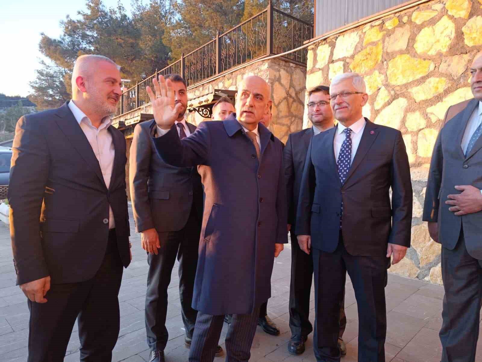 Veteriner hekimler 72. kuruluş yıl dönümünde iftarda buluştu
