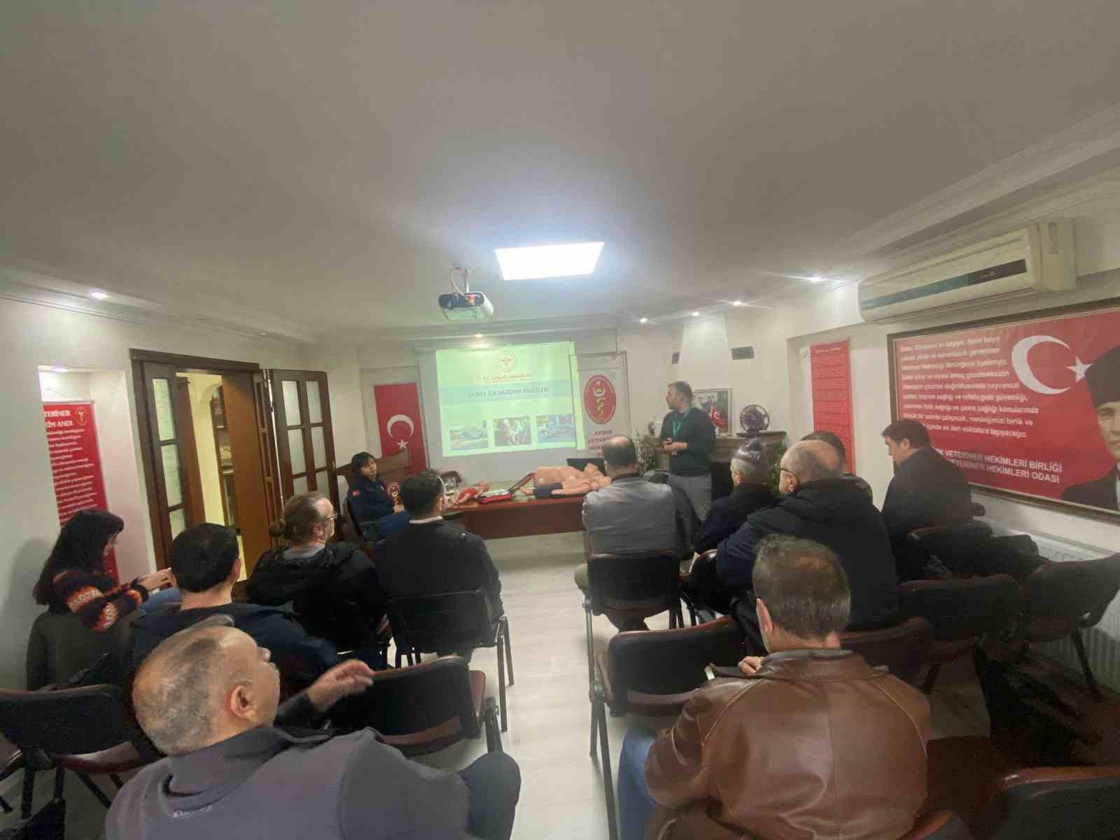 Veteriner hekimlere ilkyardım eğitimi
