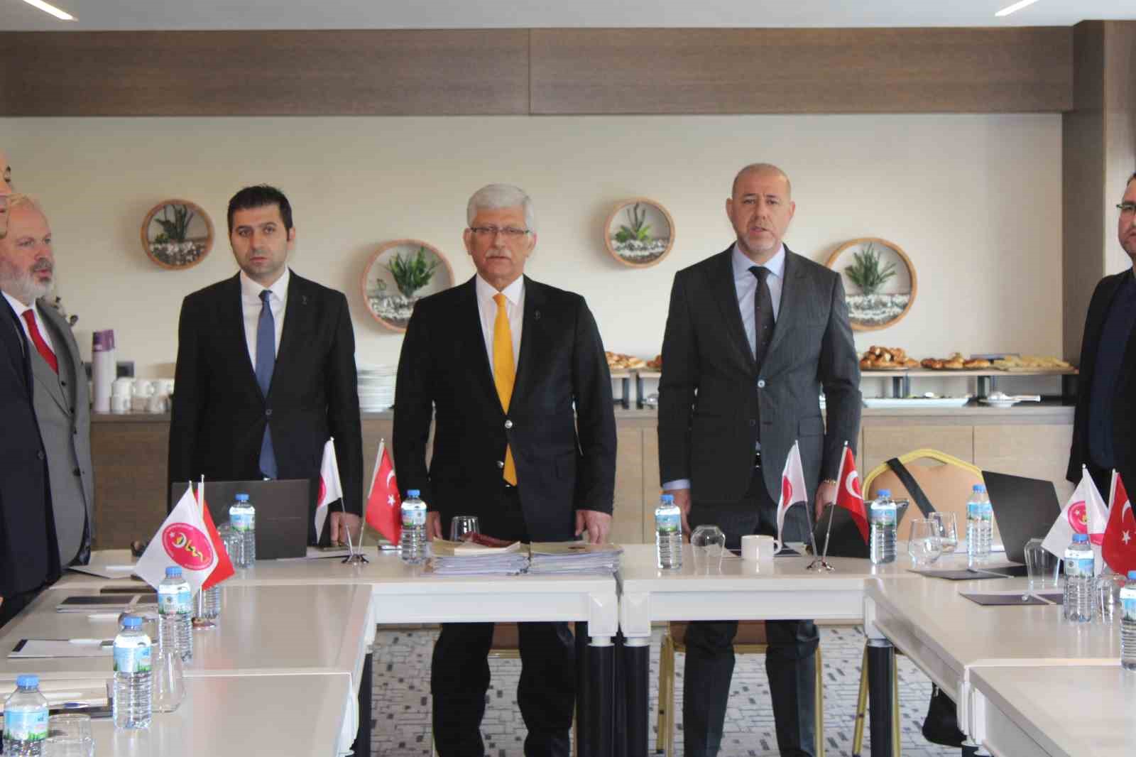 Veterinerlerin sorunları Aydın’da görüşüldü
