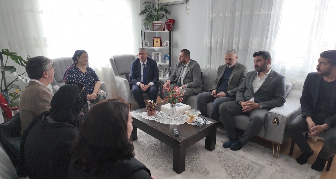 Veysel Şahin Bayındır’da ziyaretlerde bulundu
