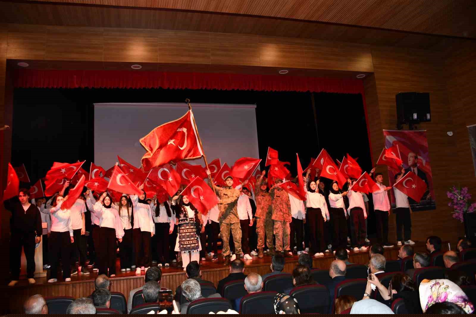Vezirköprü’de Çanakkale Zaferi ve şehitleri anıldı
