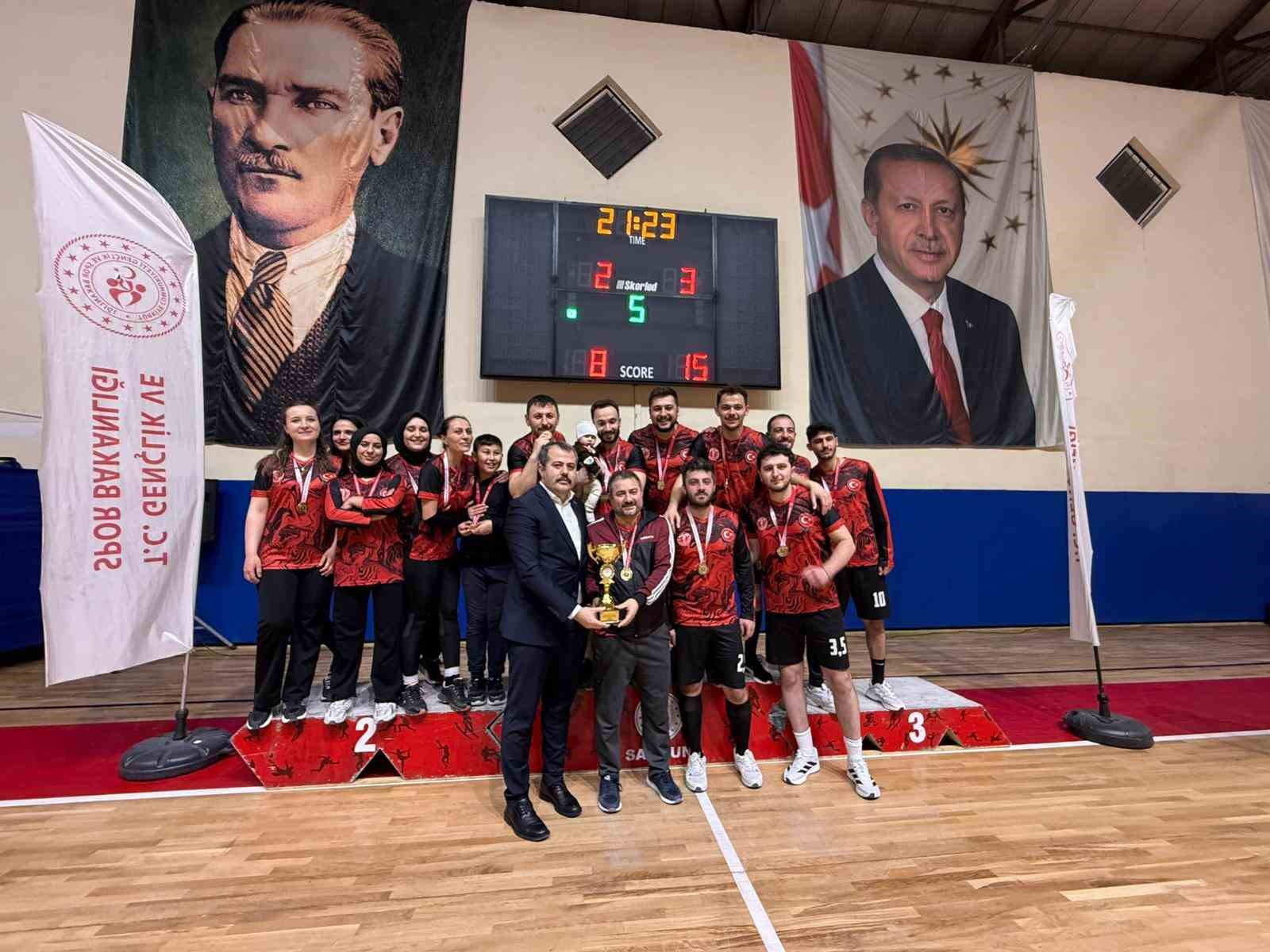 Vezirköprü’de Tıp Bayramı voleybol turnuvası
