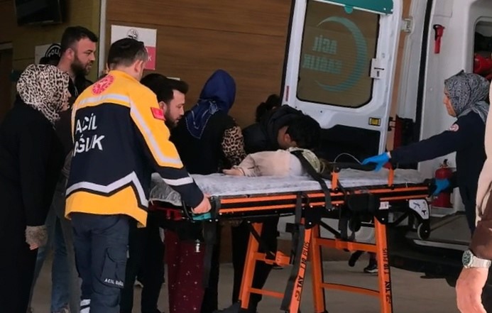 Villanın merdivenlerden düşen 1 yaşındaki çocuk ağır yaralandı
