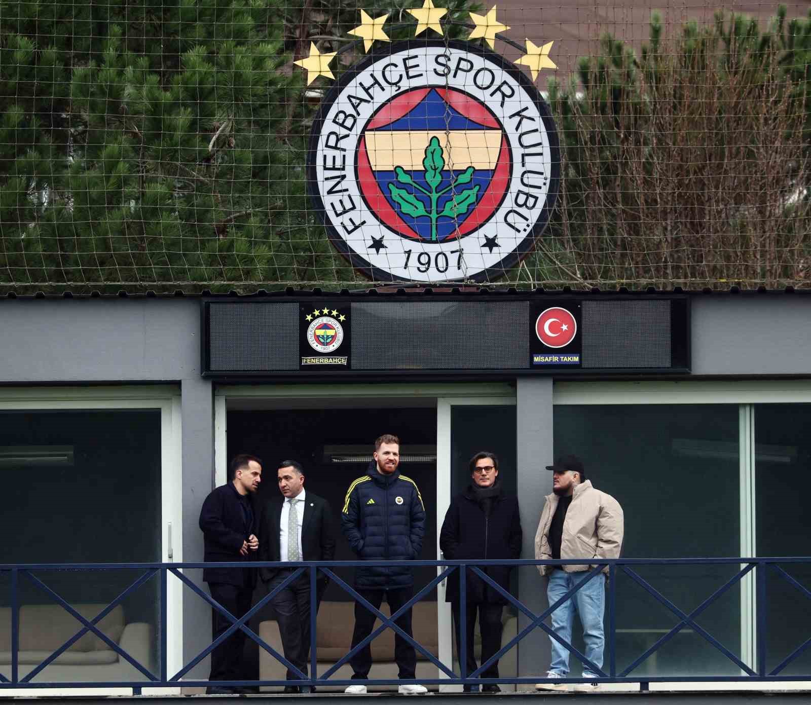 Vincenzo Montella’dan Fenerbahçe’ye ziyaret
