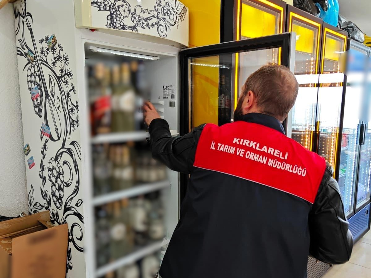 Vize’de kuru yemiş, pastane ve içkili mekanlara yılbaşı denetimi
