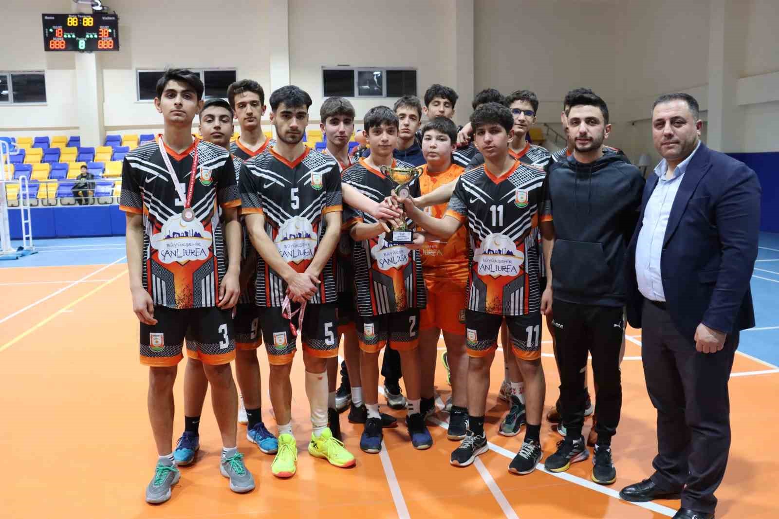 Voleybol takımı, Türkiye finallerinde Şanlıurfa’yı temsil edecek
