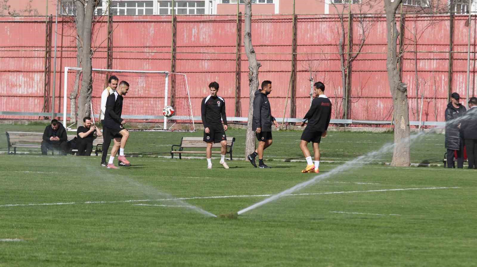 Volkan Demirel: "Göztepe maçı, bu sezonun en önemli maçı"
