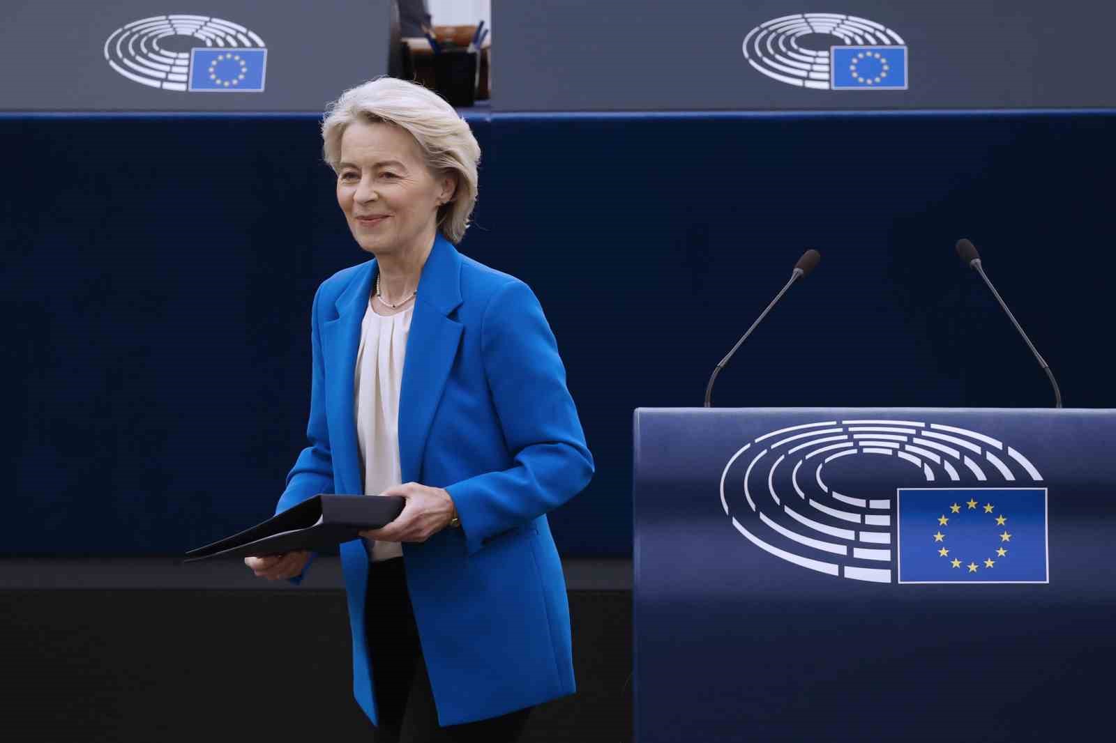 Von der Leyen: "Grönland’a yönelik büyük ölçekli bir Avrupa yatırım atağı olacak"
Von der Leyen: "Grönland’a yönelik büyük ölçekli bir Avrupa yatırım atağı olacak"