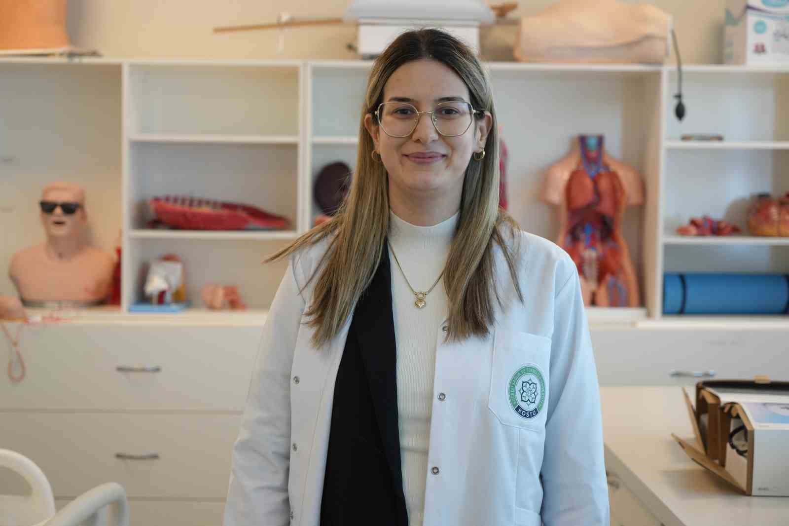 VR gözlüğü takıp damar yolunu 3 boyutlu buluyorlar
