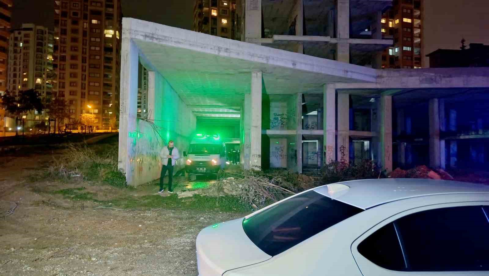 Yağışla su dolan bodrum kata düştü, hayatını kaybetti
