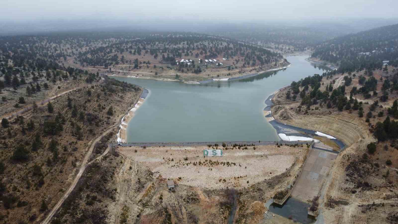 Yağışlarla dolan gölet, binlerce dönüm sulanmadan tekrar boşalacak
