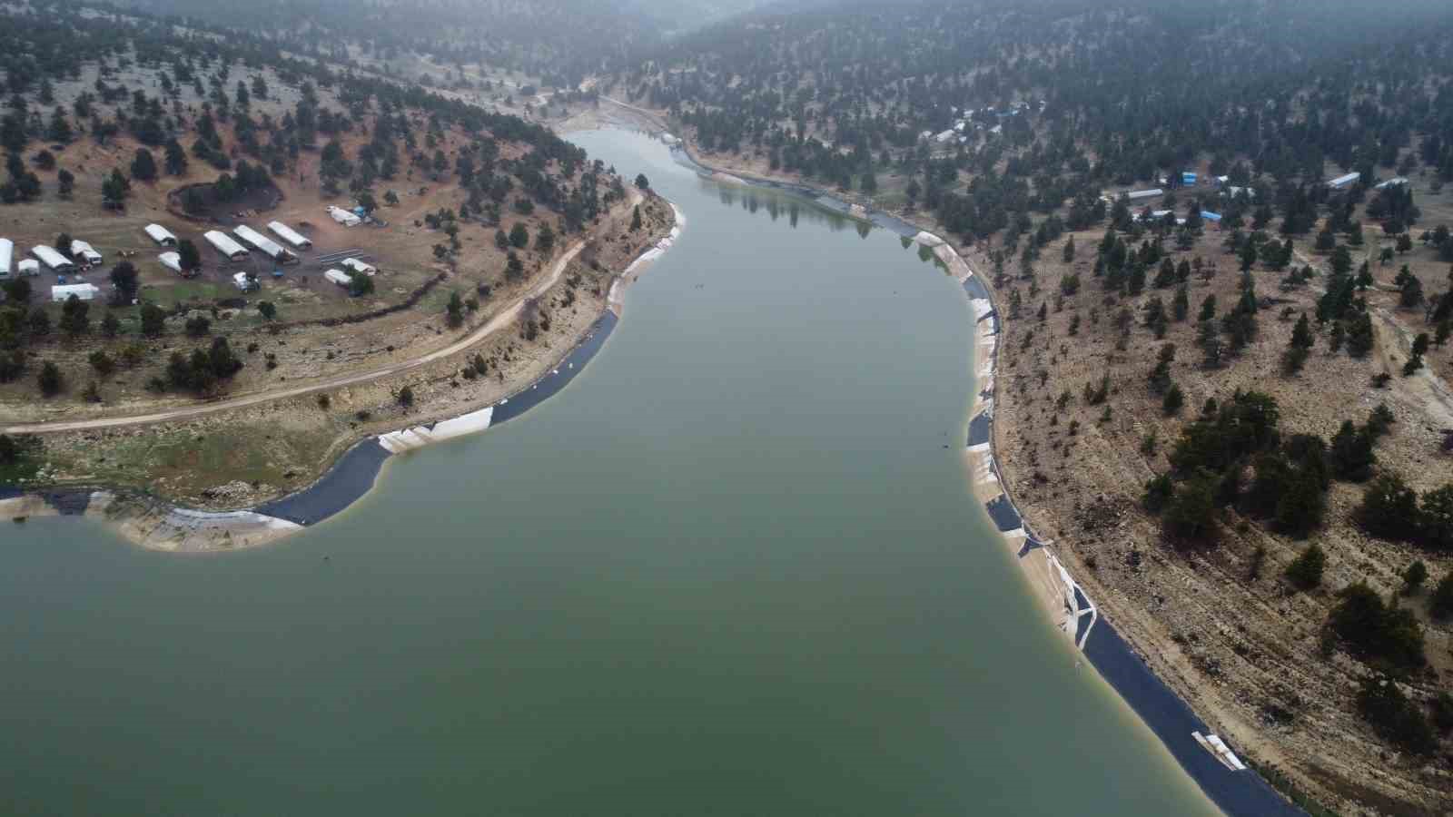 Yağışlarla dolan gölet, binlerce dönüm sulanmadan tekrar boşalacak
