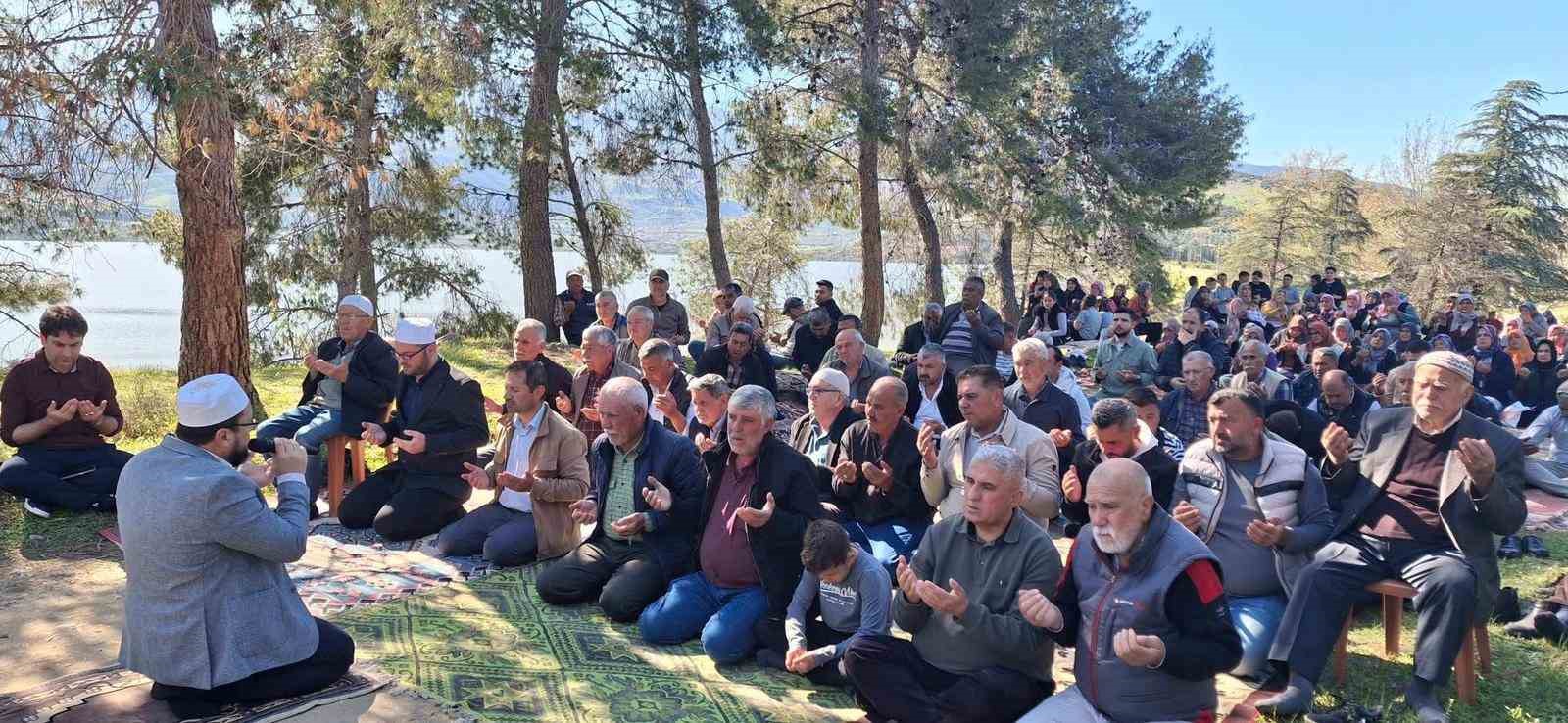 Yağmurun ardından şükür duası
