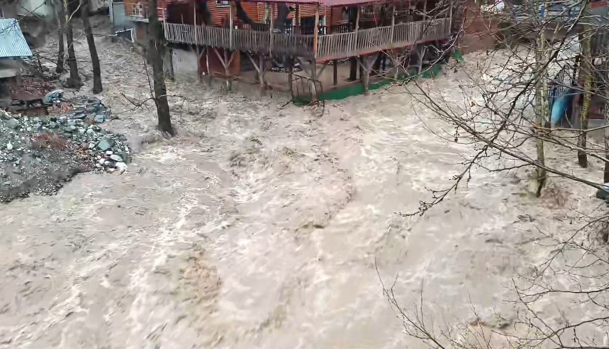 Yahyalı’daki selden yeni görüntüler ortaya çıktı
