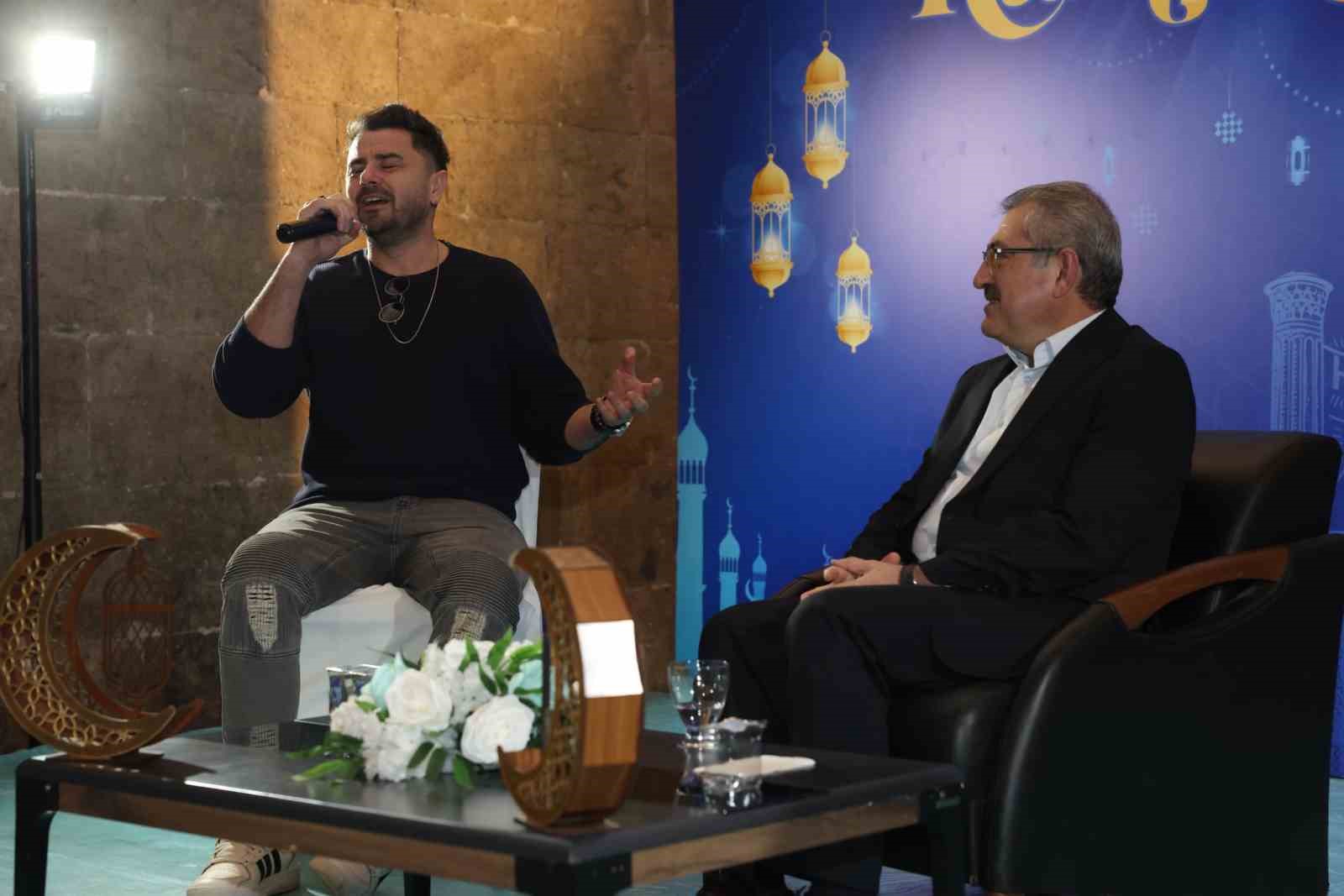 Yakutiye Medresesi’nde manevi buluşma: "Ramazan Neşesi" ilgi odağı
