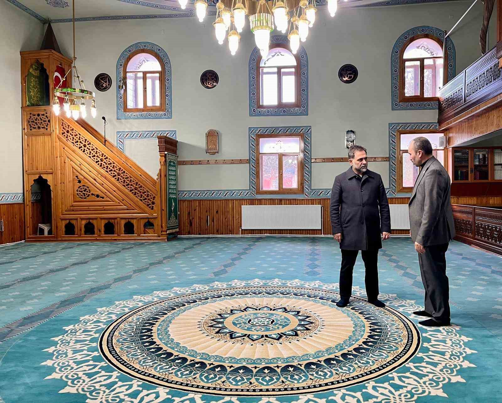 Yakutiye’de camiler Ramazan’a hazırlanıyor
