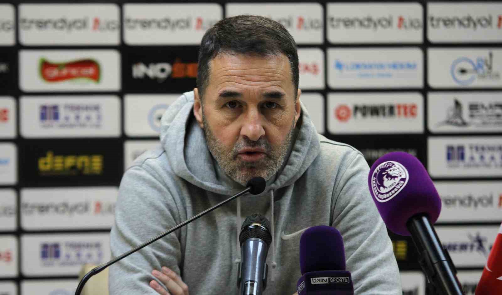 Yalçın Koşukavak: "İlk yarı çok pozisyon harcadık"
