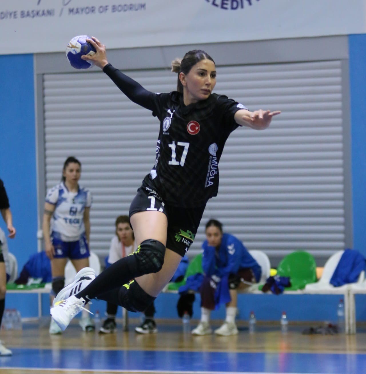 Yalıkavak spor, Ortahisar’ı farklı geçti: 37-27
