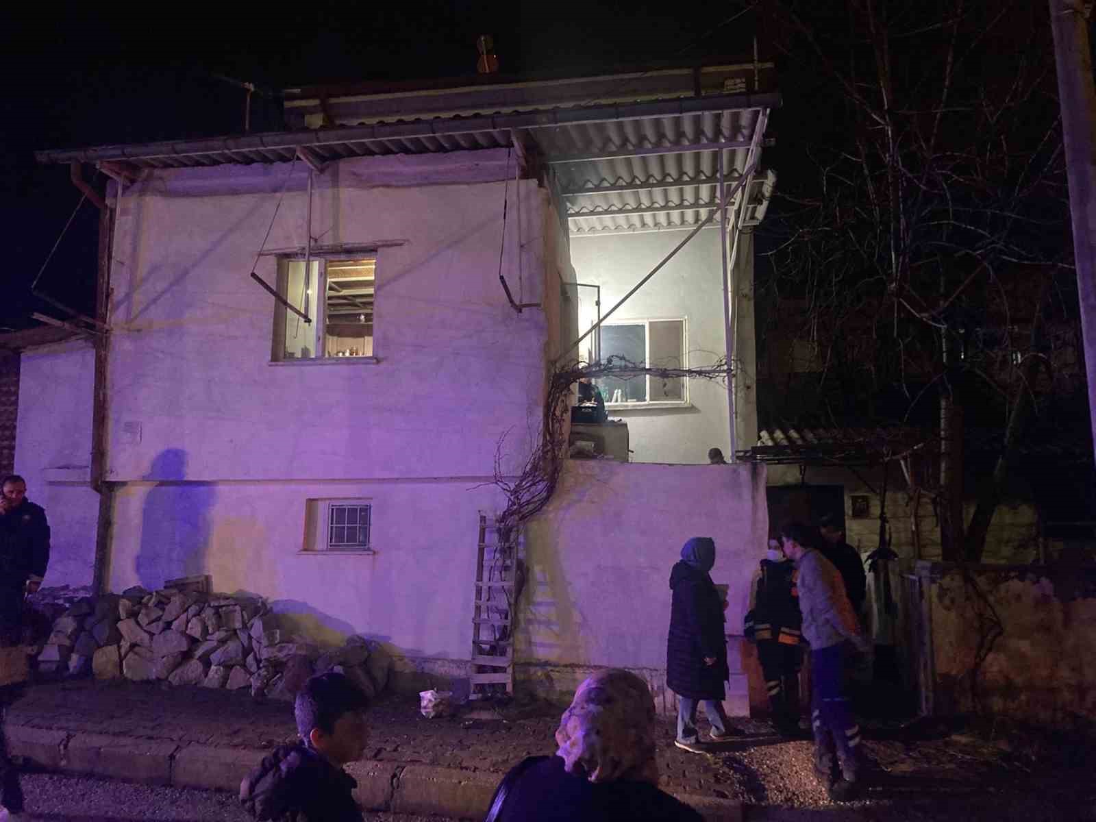 Yalnız yaşayan 78 yaşındaki adam evinde ölü olarak bulundu
