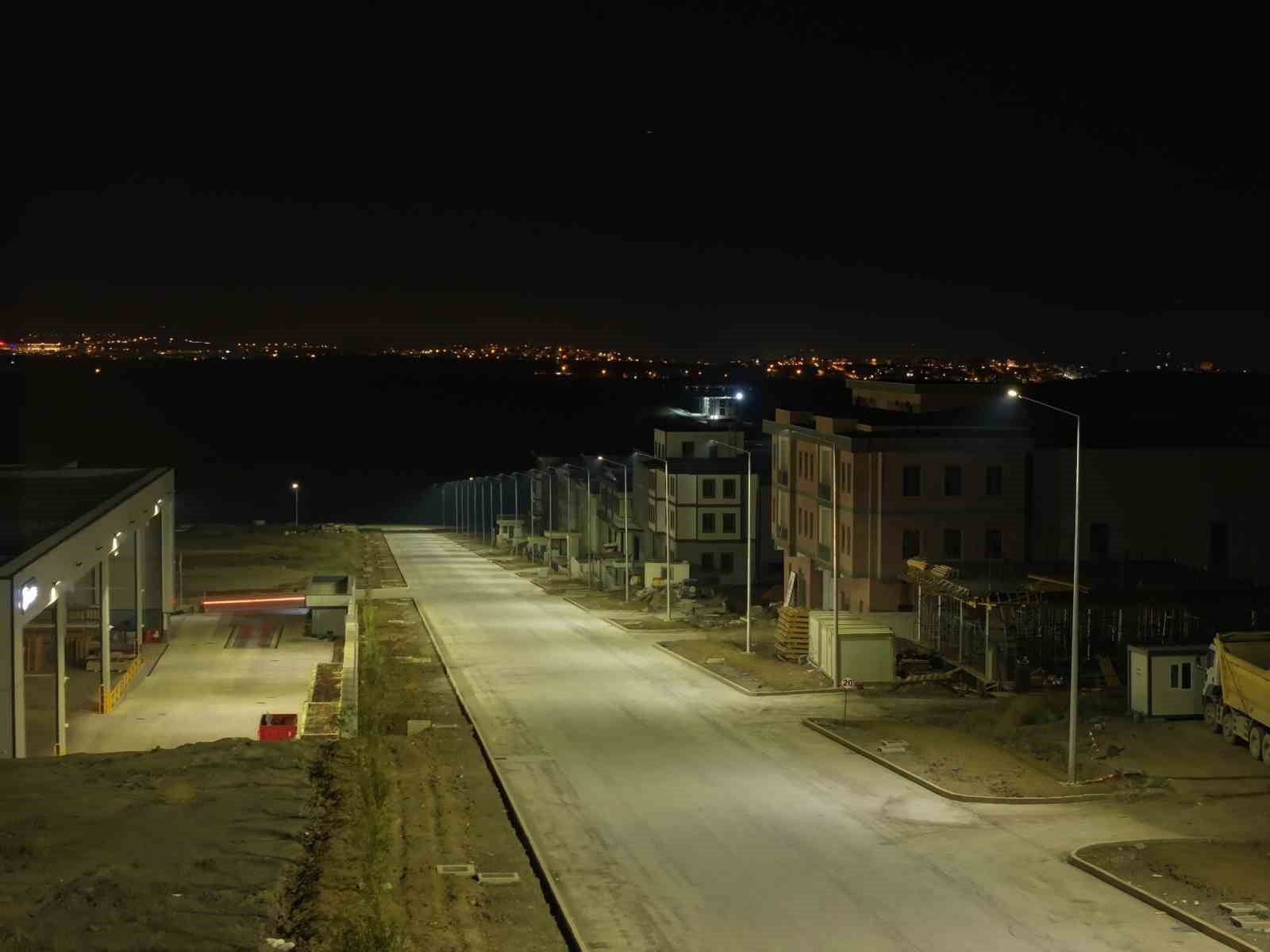 Yalova Makine İhtisas OSB’de yeni nesil elektrik ve aydınlatma altyapısı
