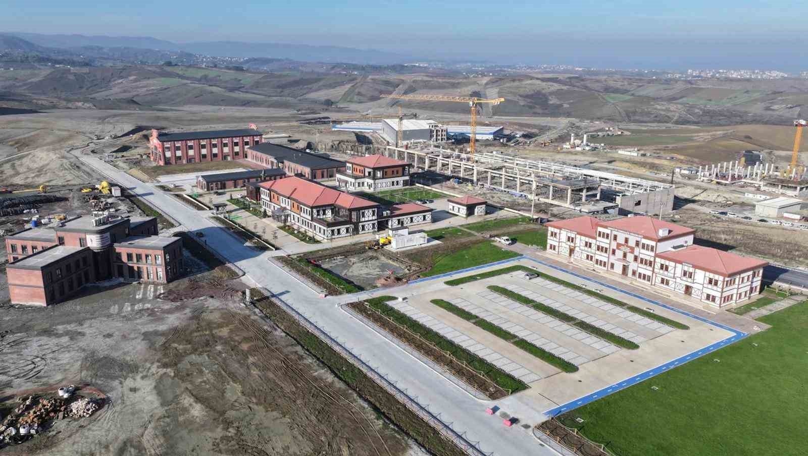 Yalova OSB’de sosyal yaşam alanlarını genişletiyor
