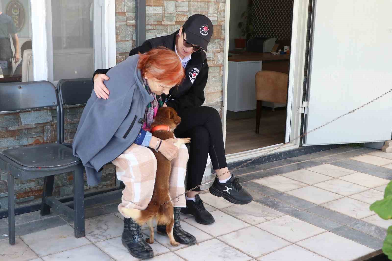 Yalova’da Cevriye teyze can dostu ile duygulandıran buluşma
