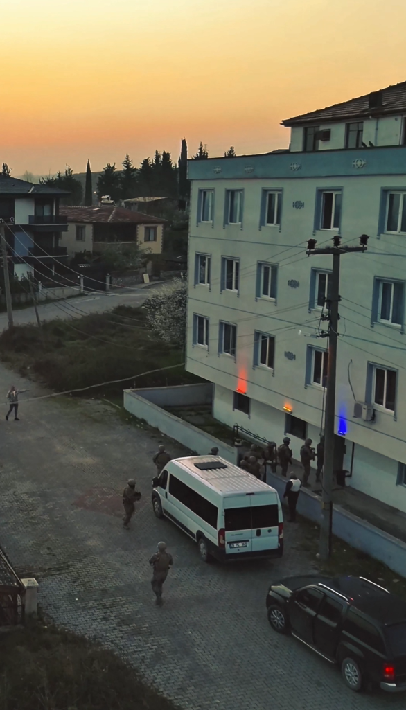 Yalova’da DEAŞ operasyonunda 1 tutuklama, 3 sınır dışı
