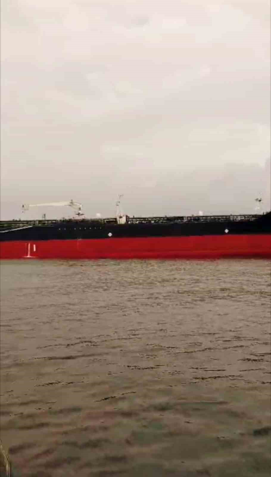 Yalova’da denizi kirleten gemiye para cezası
