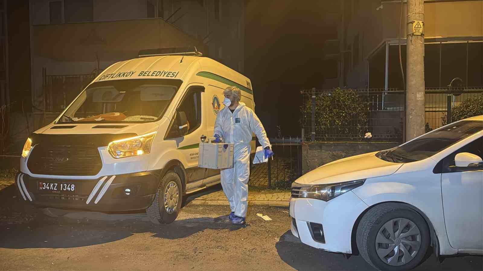 Yalova’da emekli öğretmen evinde ölü bulundu
