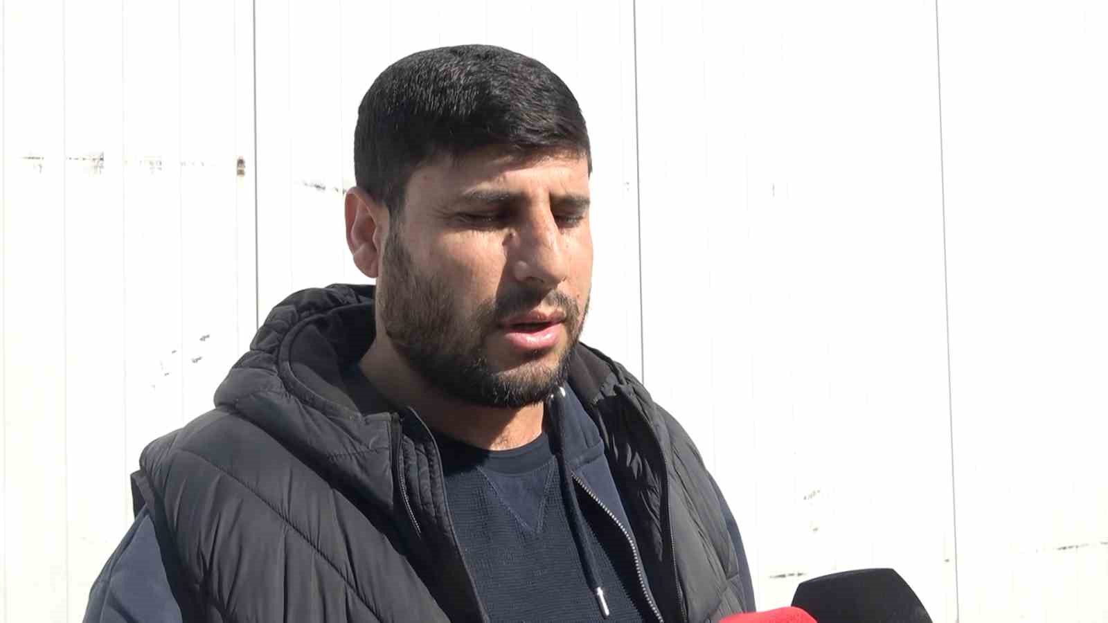 Yalova’da komşu kavgasında 14 aylık bebeği hastanelik ettiler
Yalova’da komşu kavgasında 14 aylık bebeği hastanelik ettiler