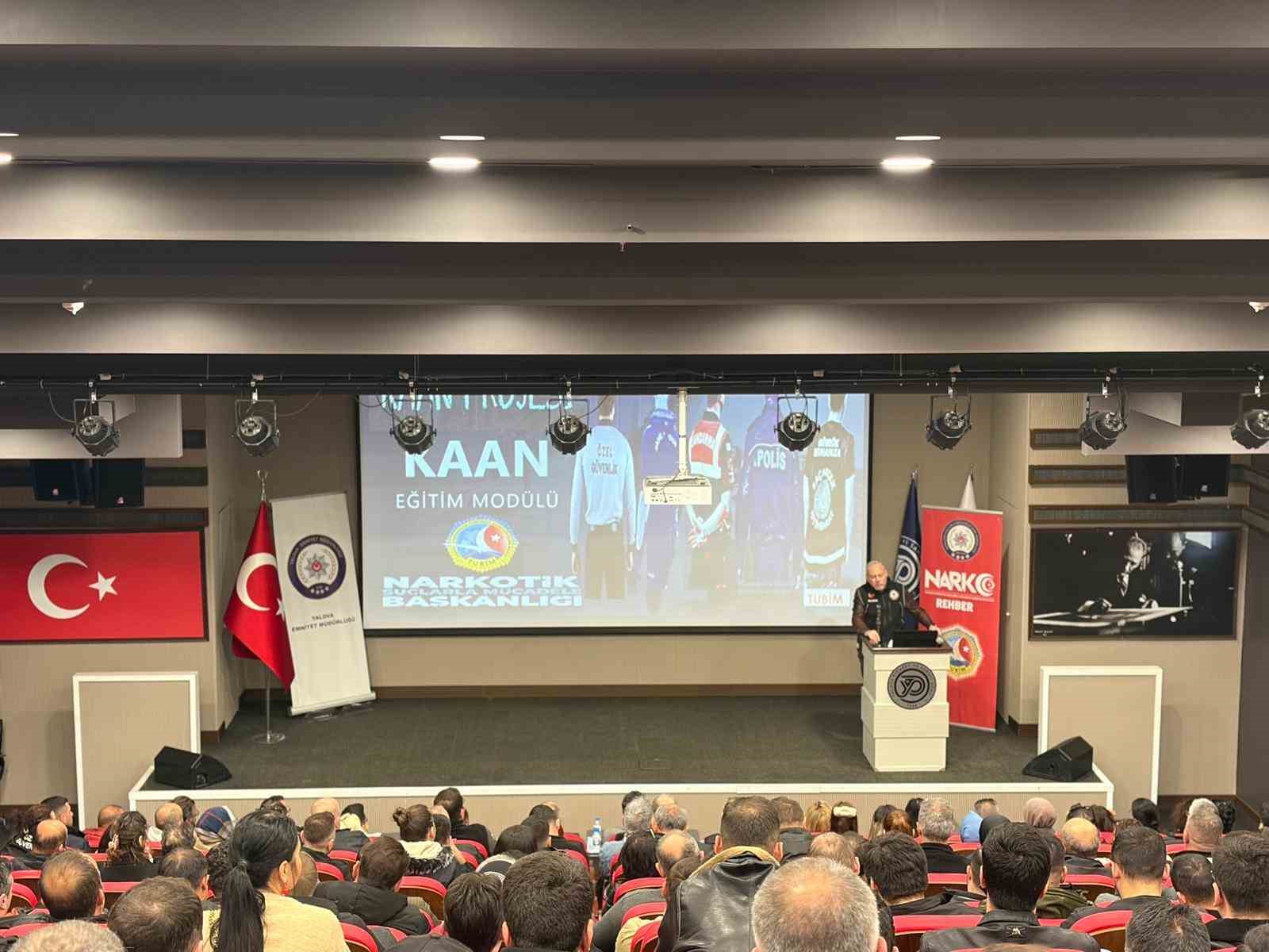 Yalova’da özel güvenliklere NARKOKAAN Eğitimi
