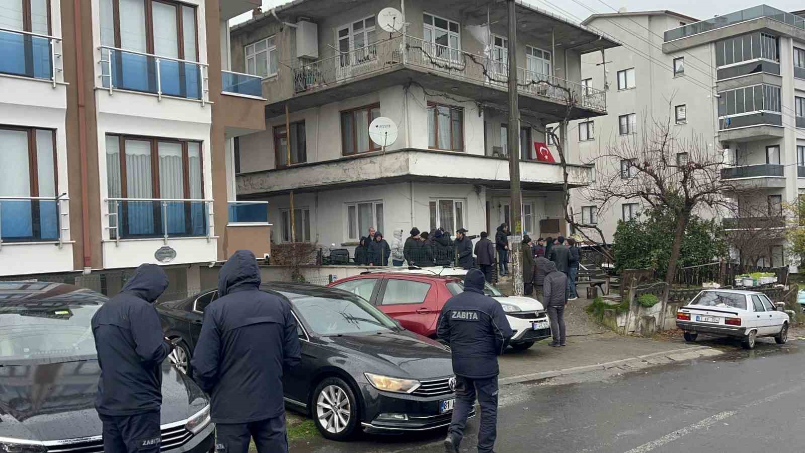 Yalova’da şehit olan polis memurunun Düzce’deki baba ocağına acı haber ulaştı
