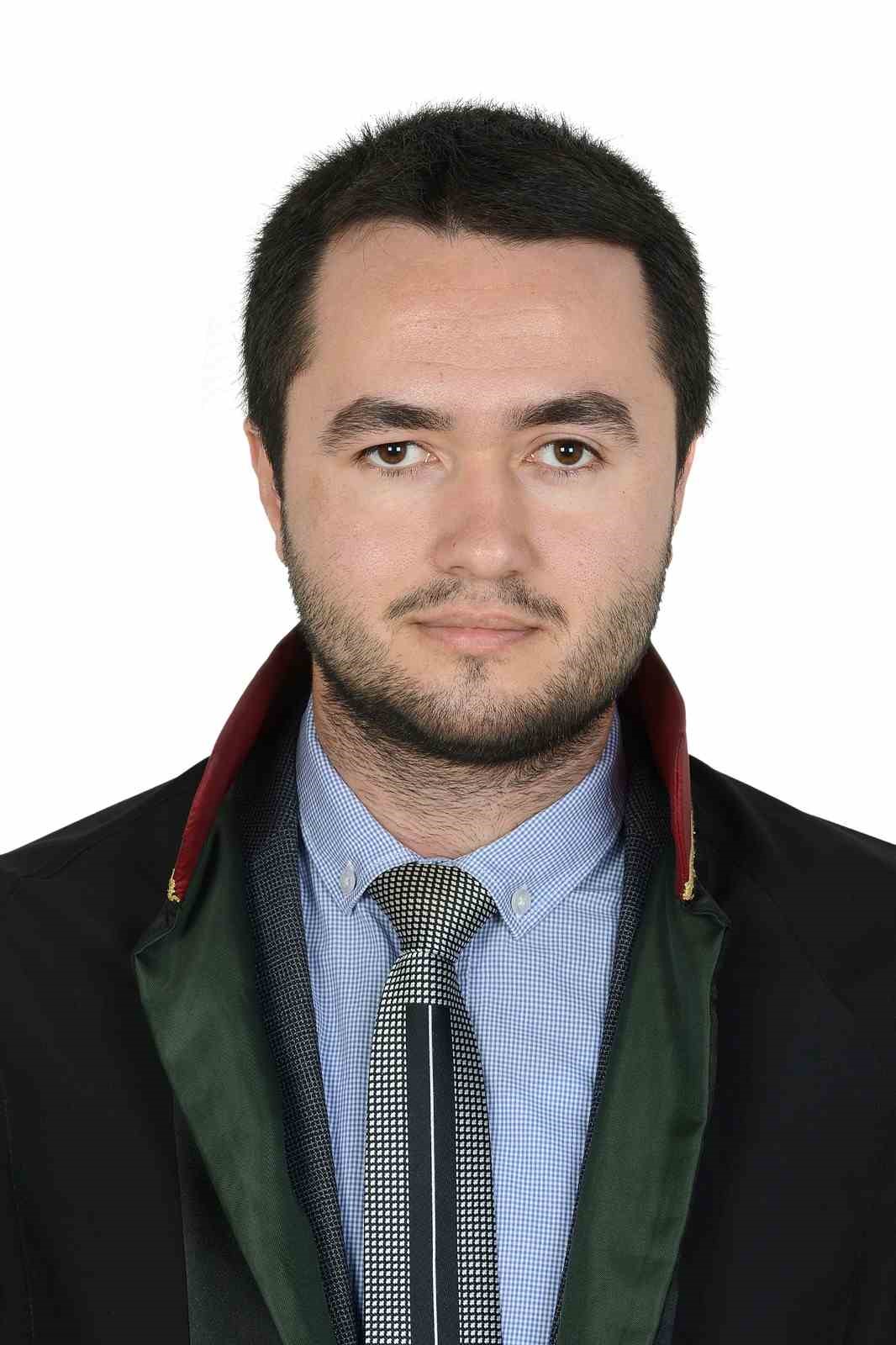 Yalova’da silahlı saldırıda ölen avukat, Kahramanmaraş’ta toprağa verildi
Yalova’da silahlı saldırıda ölen avukat, Kahramanmaraş’ta toprağa verildi