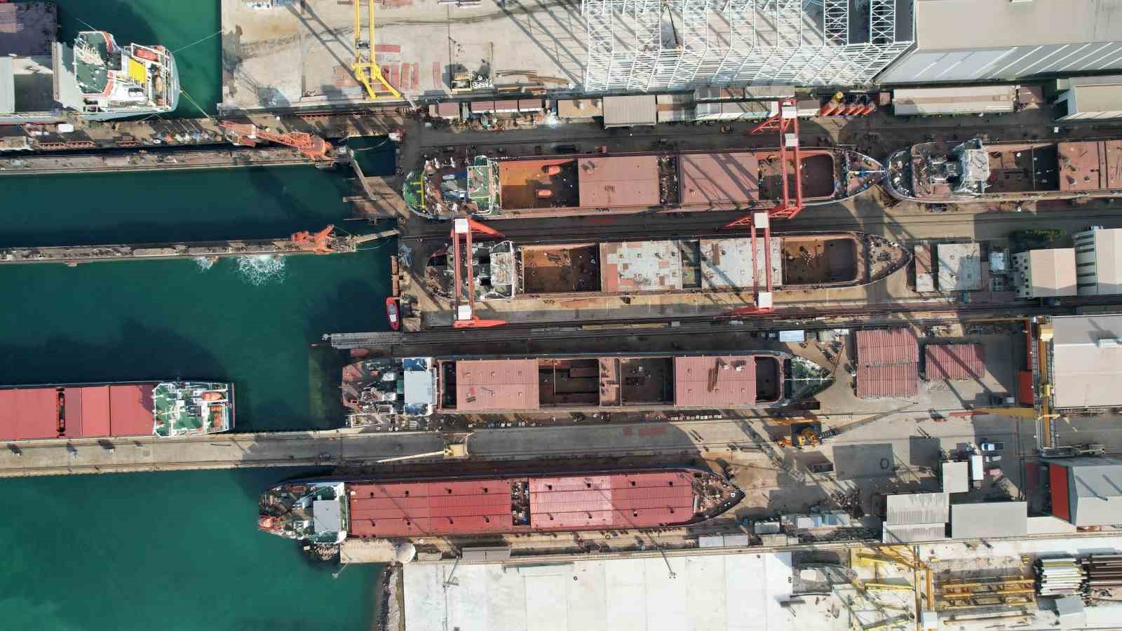 Yalova’nın 2025 ihracatı 805 milyon dolar oldu
Yalova’nın 2025 ihracatı 805 milyon dolar oldu