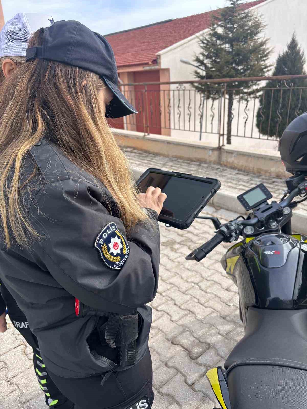 Yalvaç’ta son 1 haftada 311 araç kontrol edildi
