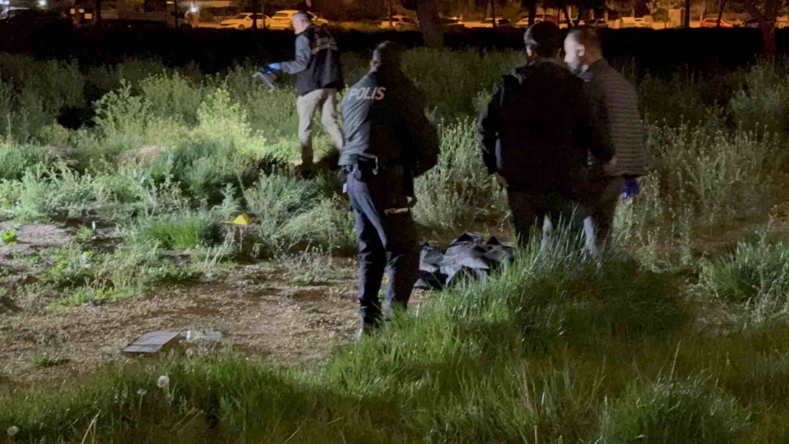 ‘Yan bakma’ kavgasında 1 kişi öldü, 1 şahıs yaralandı
