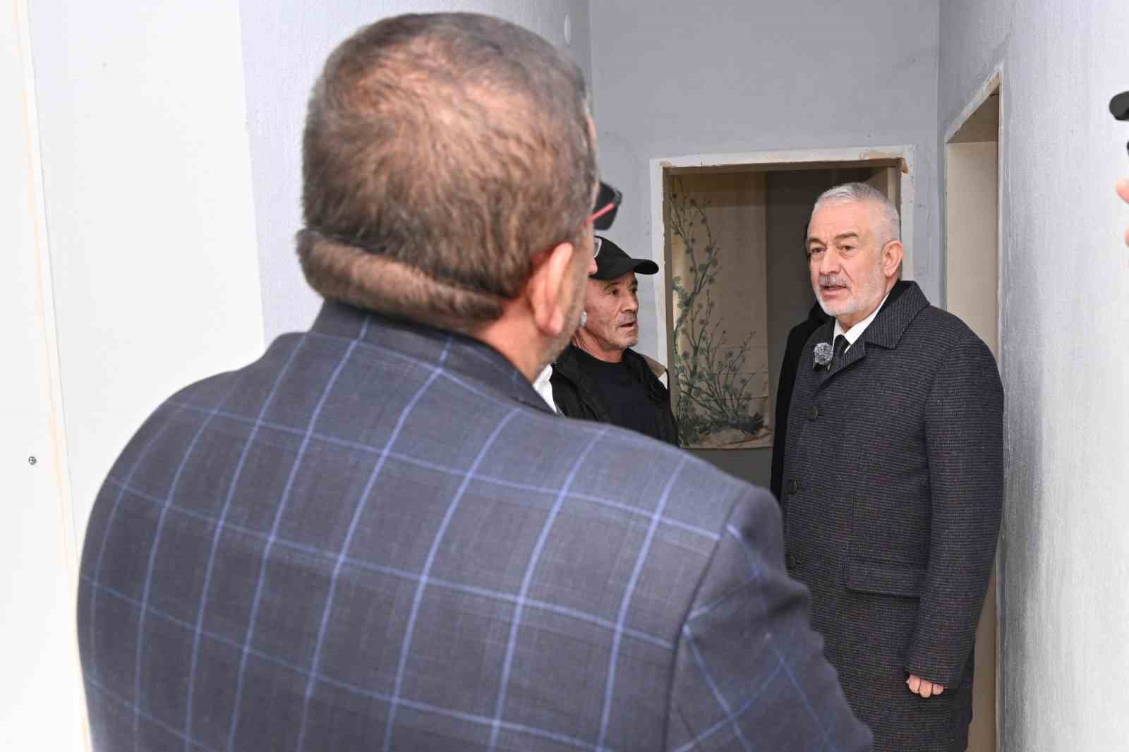 Yangında evini kaybeden aileye yeni yuva
