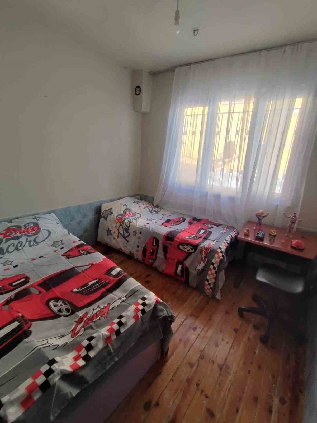 Yangının yaralarını Sevgi Eli sardı
