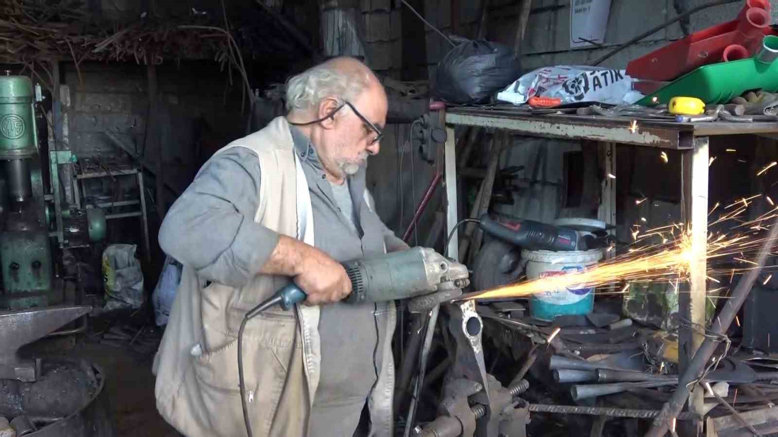 Yarım asırdır demire şekil veriyor
