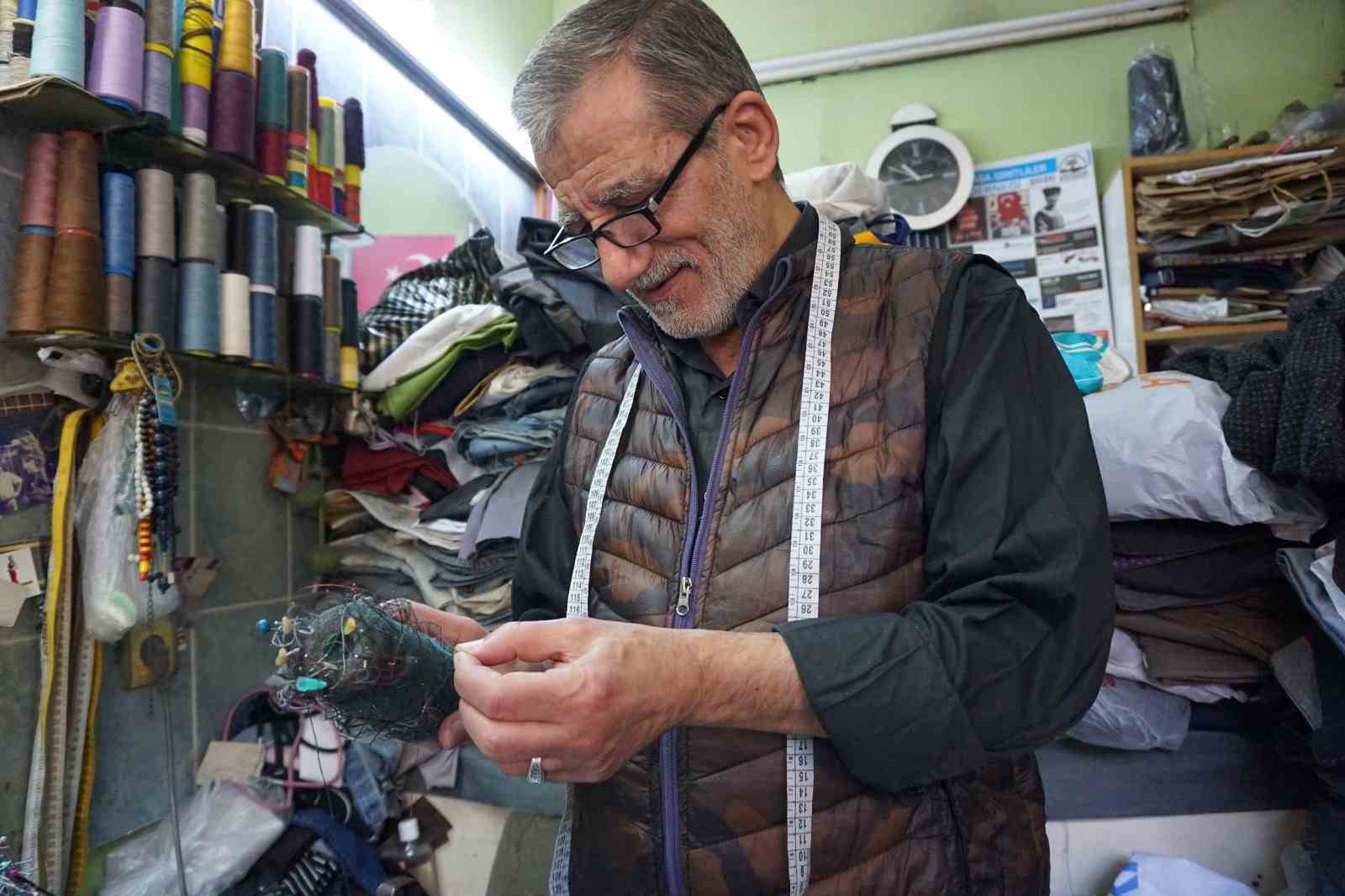 Yarım asırlık emektar terzi hazır giyime karşı zanaatını yaşatıyor
