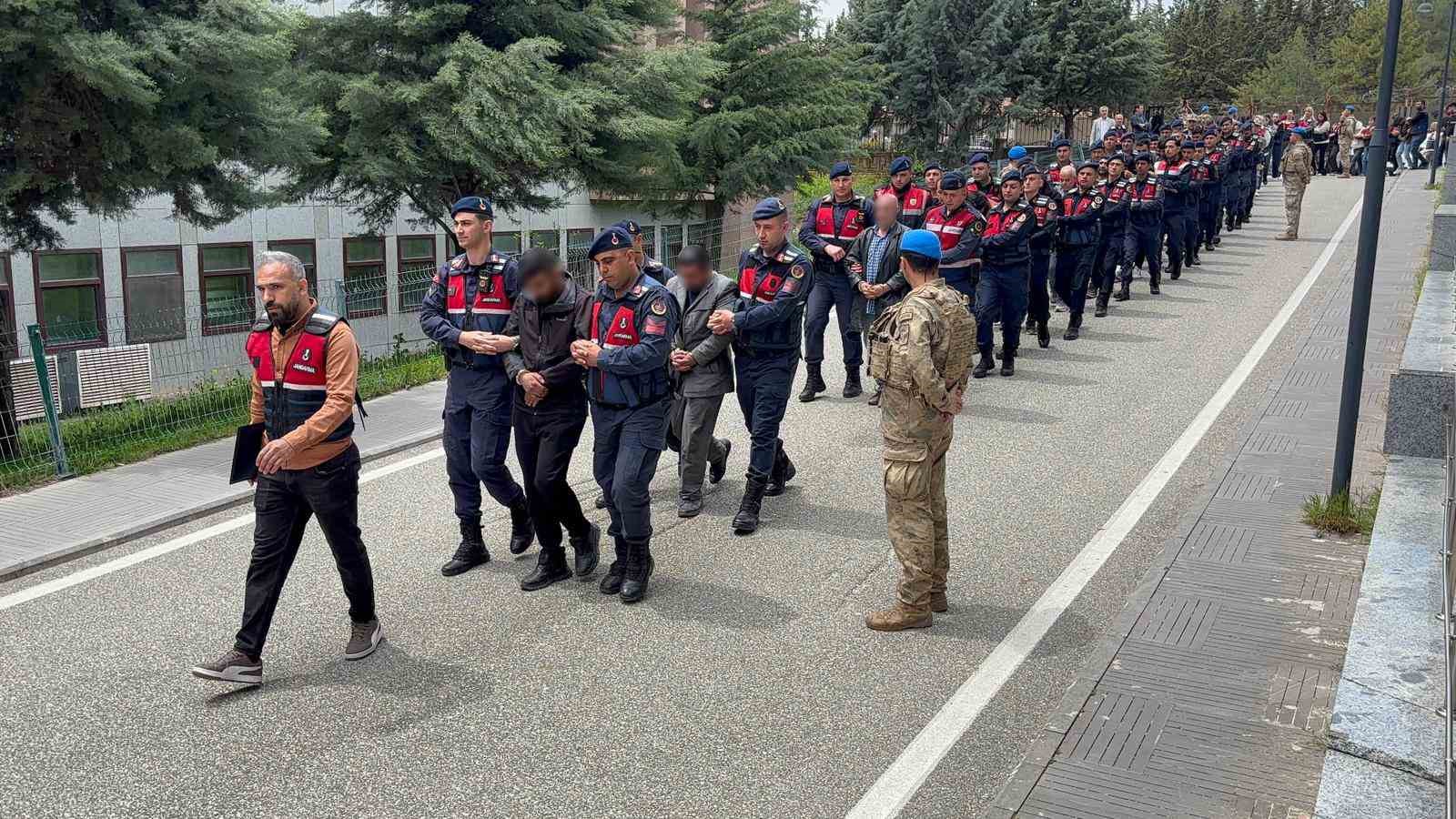 Yasa dışı bahis operasyonunda yakalanan 81 şüpheli adliyeye sevk edildi: Yoğun güvenlik önlemleri alındı
