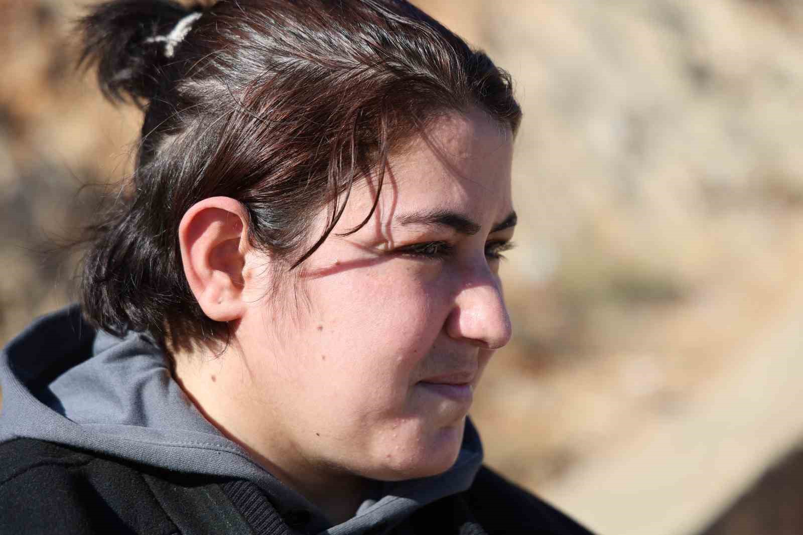 Yaşamını kolaylaştıran işitme cihazı kayboldu
