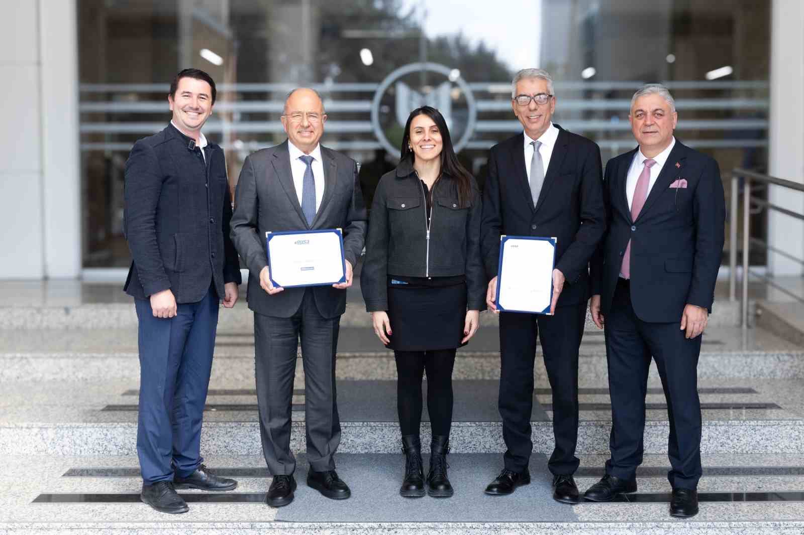 Yaşar Üniversitesi EUSA’ya tam üye oldu
