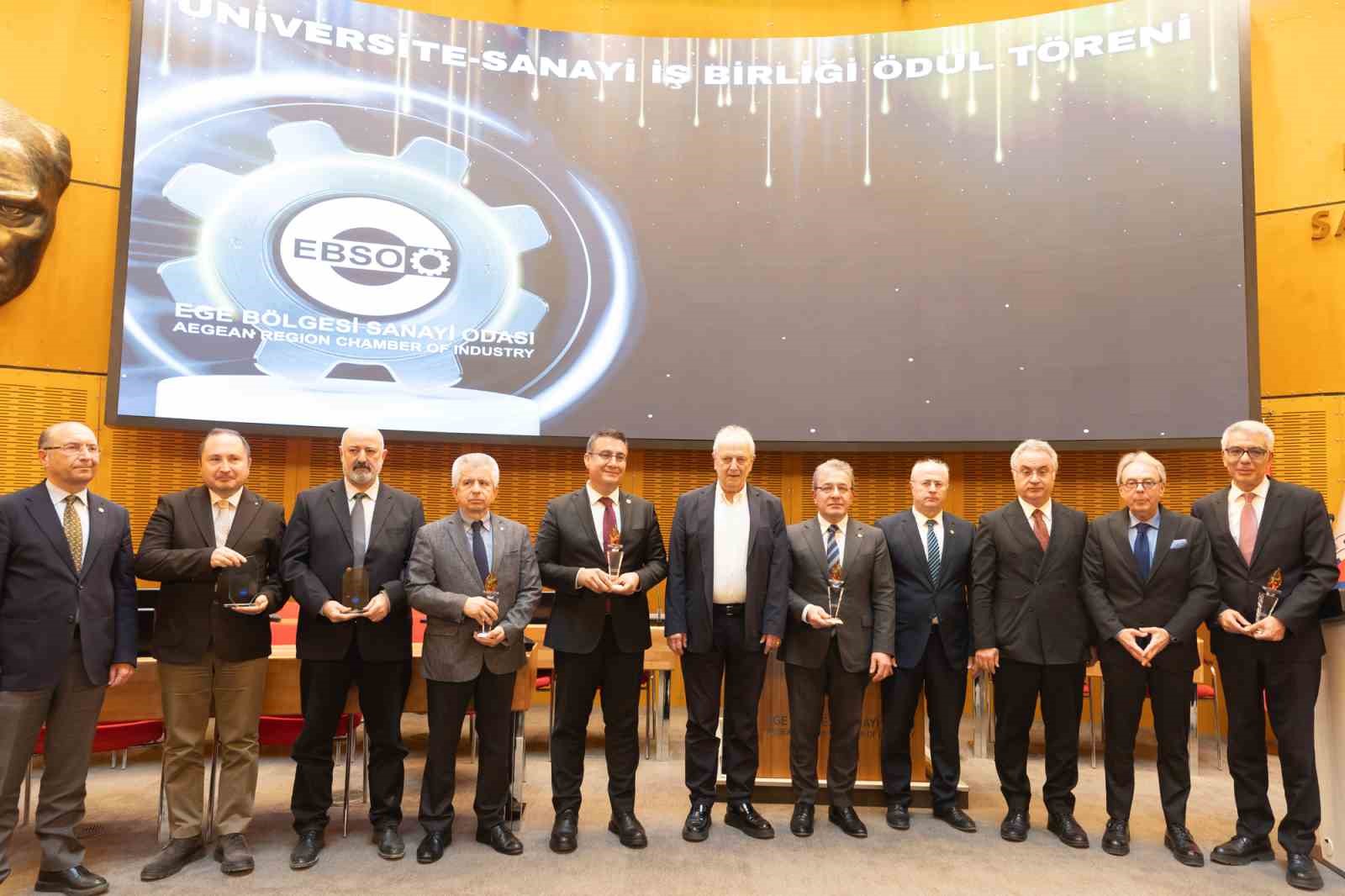 Yaşar Üniversitesi’ne EBSO’dan anlamlı ödül
Yaşar Üniversitesi’ne EBSO’dan anlamlı ödül