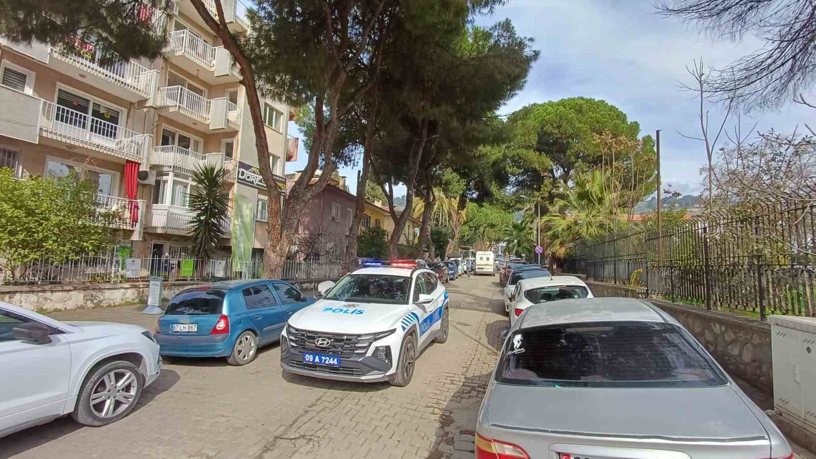 Yaşlı çift evinde bıçaklanarak öldürülmüştü: "Evde boş altın keseleri bulundu"
